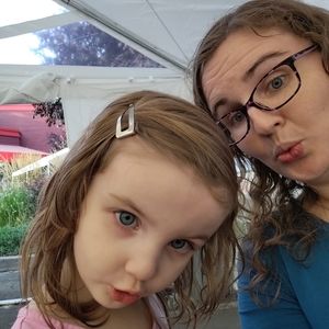 Meet your Posher, Cassandra